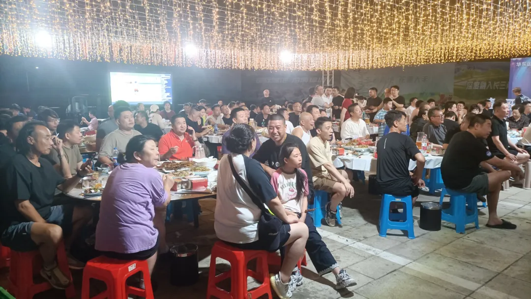大丰300人酒店外露天看苏超盐城PK南通，满满的现场感，惊喜不断……