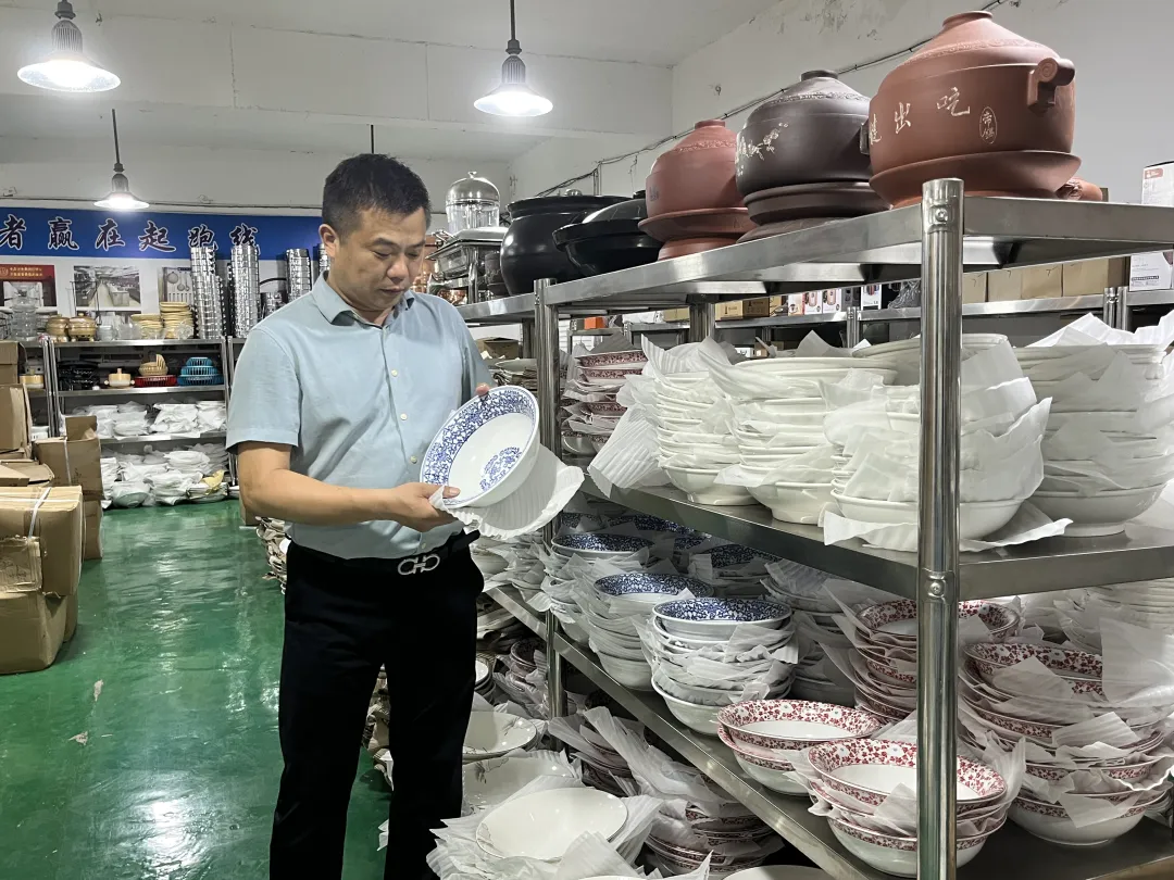 扎心！以为进军大丰餐饮风光无限，实则步步是坑，有一家刚装修就……