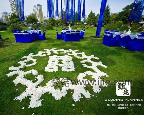 青花瓷主题婚礼中的双“囍”字 青花瓷主题婚礼中的双“囍”字