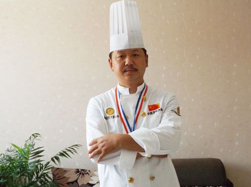 脚踏实地的奋进者——中国烹饪大师王军